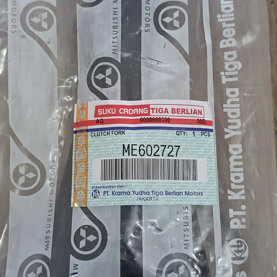 GARPU KOPLING PS 100/120/135 MITSUBISHI ME602727 GARPU KOPLING / FORK CLUTCH MITSUBISHI