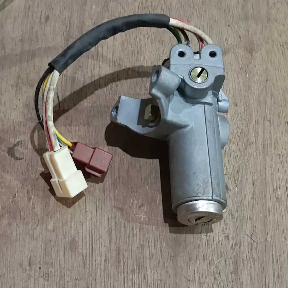 KUNCI KONTAK PS 135 JDC