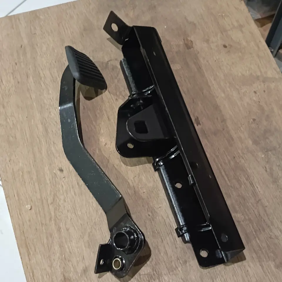 PEDAL KOPLING PS 100 HNC