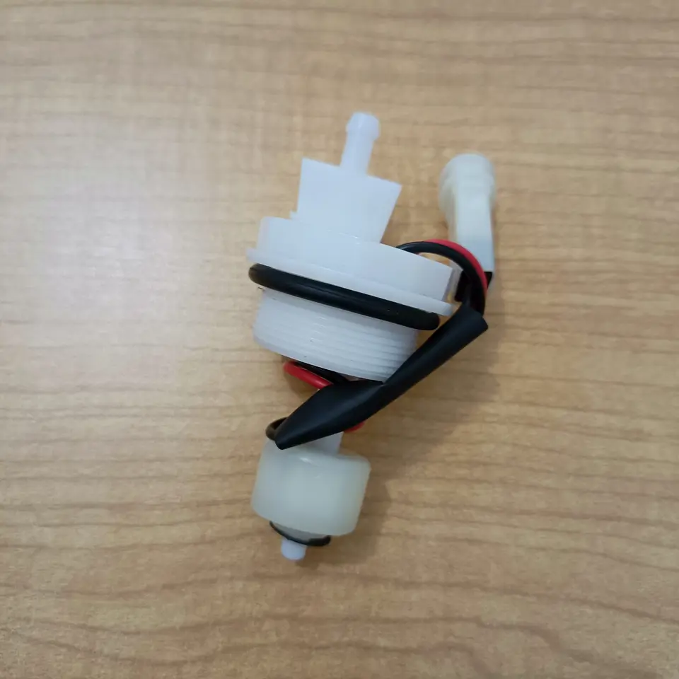 SENSOR FUEL FILTER / FILTER SOLAR L300 MITSUBISHI