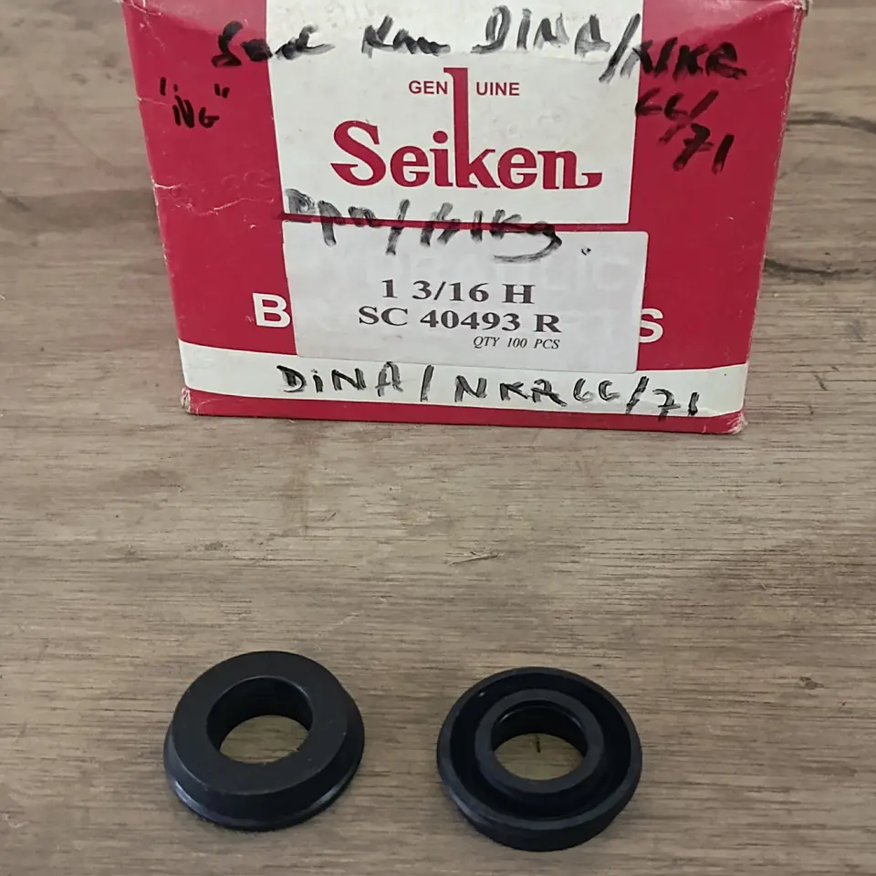 SEAL REM DEPAN / BELAKANG DYNA 130/125 / NKR 71/66 SEIKEN SC40493R SIL/ CIL/ SEAL / KARET SEIKEN