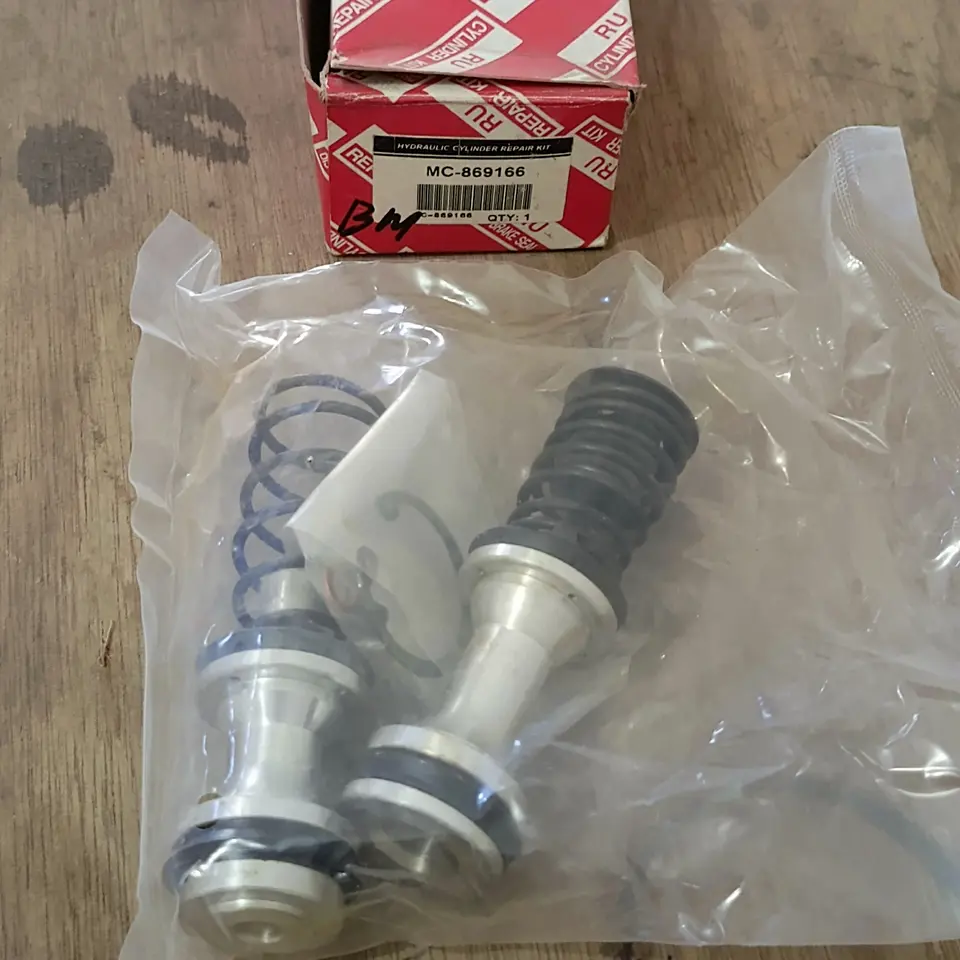 B/M KIT PS 120 /135 RU MC869166 BRAKE MASTER (B/M) MASTER REM ATAS / BM / CENTRAL REM RU