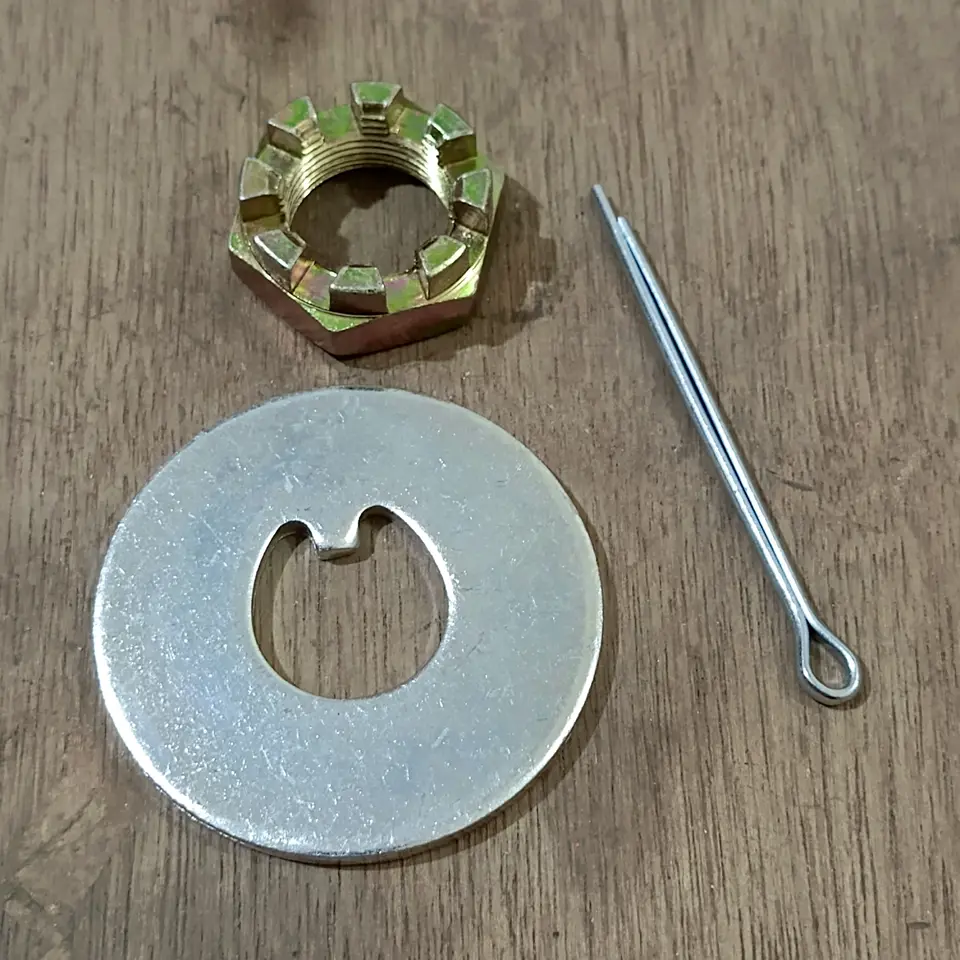MUR AS RODA DEPAN SET (LENGKAP) PS 120/135/125 5M MC891403 MUR AS /HOUSING NUT RODA DEPAN/BELAKANG 5M