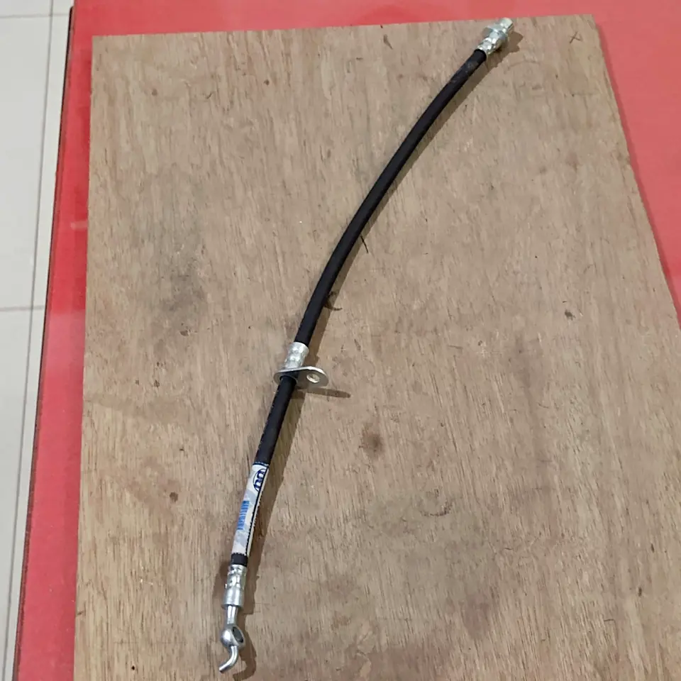 SELANG REM DEPAN KIRI AVANZA VELOZ/XENIA 1.5 LH FR (-9N10) JJ 9004A-94106 SELANG REM / BRAKE HOSE ATAS / BAWAH JJ