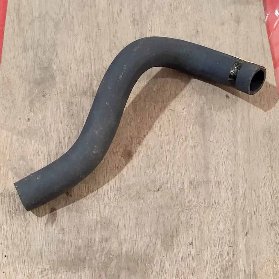 SELANG RADIATOR BAWAH FORD RANGER LGB (30*30)