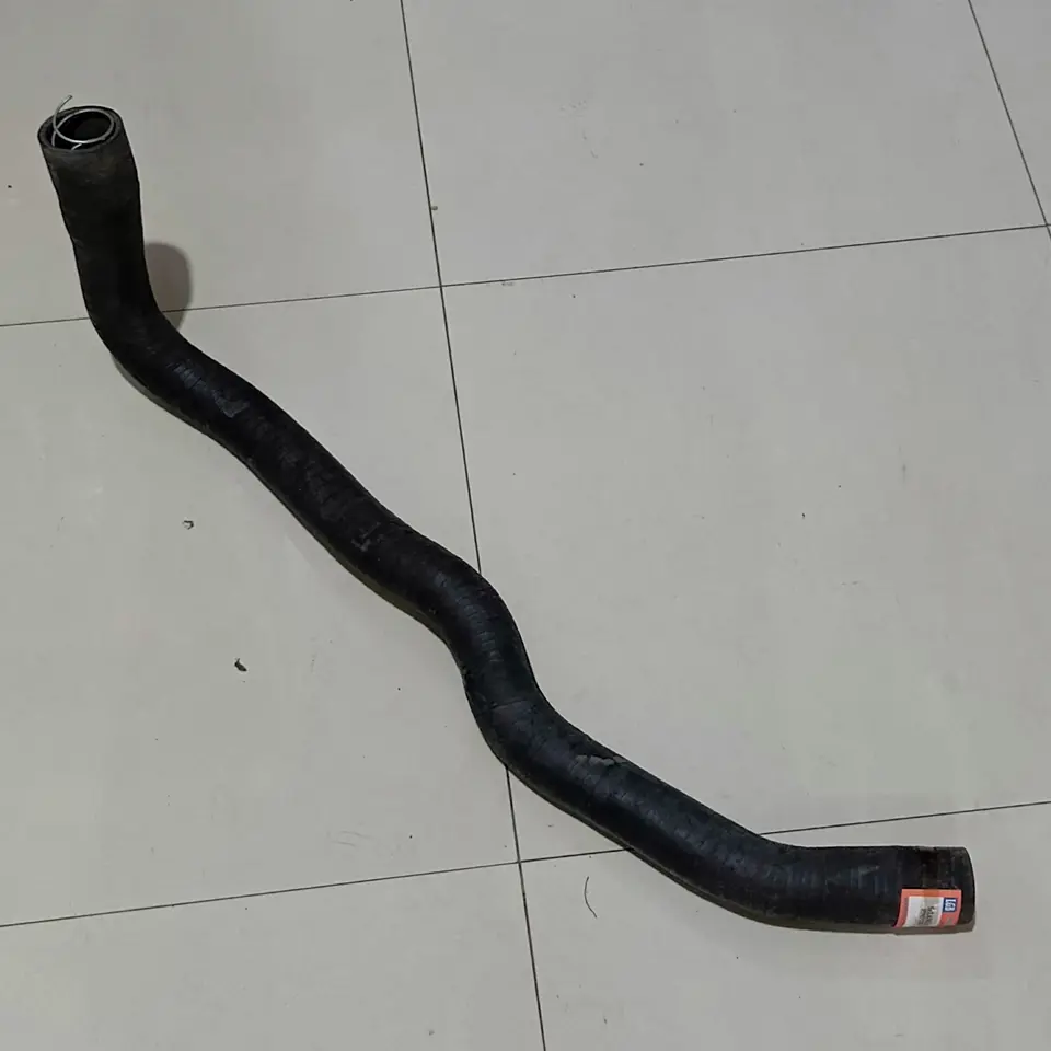 SELANG RADIATOR BAWAH HINO LOHAN 260/500 LGB