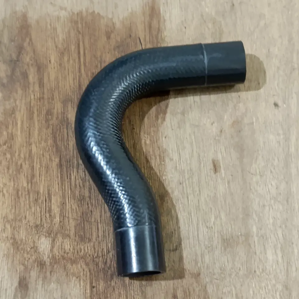 SELANG RADIATOR ATAS TRITON / PAJERO MITSUBISHI MN135039 SELANG RADIATOR / RADIATOR HOSE MITSUBISHI