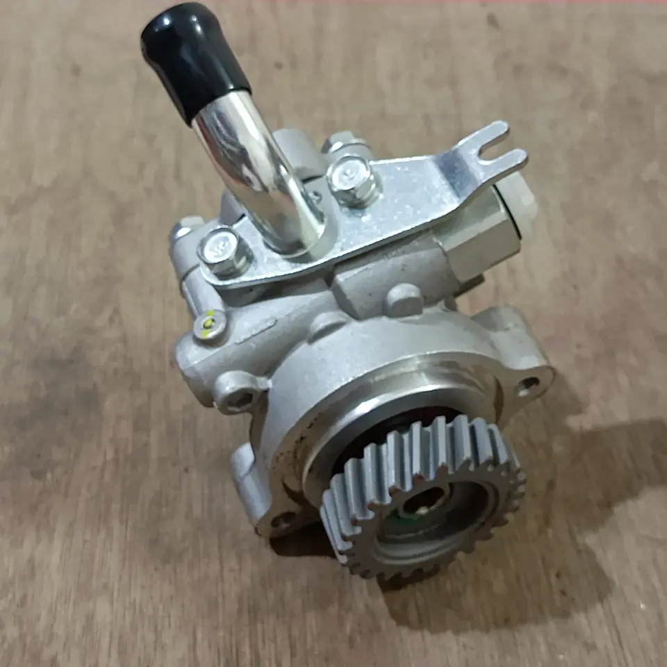 POMPA POWER STEERING TRITON MITSUBISHI MR995027 POMPA POWER STEERING / P/STEERING / POWERSTEERING MITSUBISHI