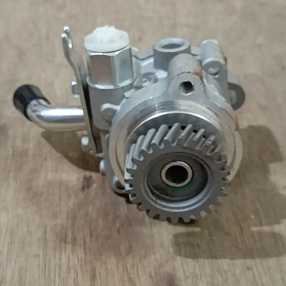 POMPA POWER STEERING TRITON MITSUBISHI