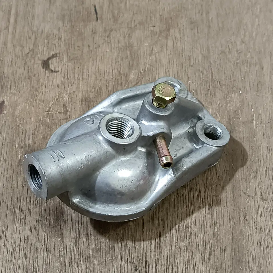 HEAD FUEL FILTER DYNA 125/130HT TOYOTA