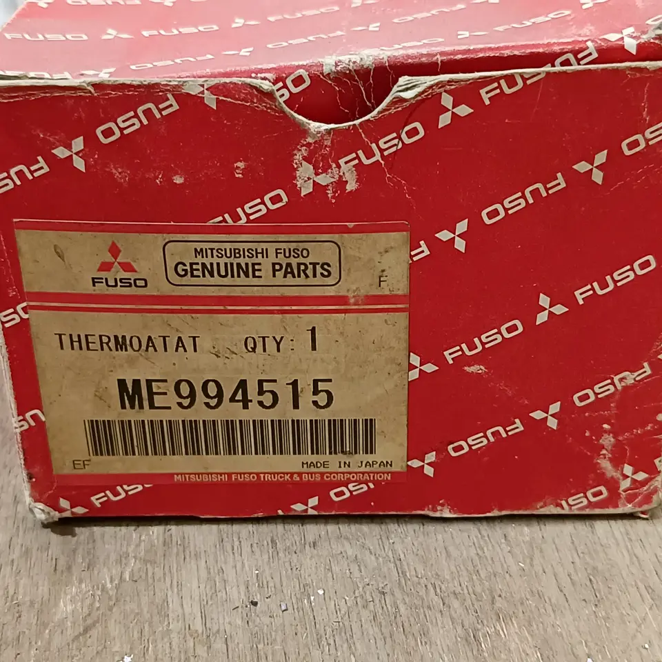 TERMOSTAT FUSO 6D14 / 6D16 MITSUBISHI ME994515 THERMOSTAT / TERMOSTAT MITSUBISHI
