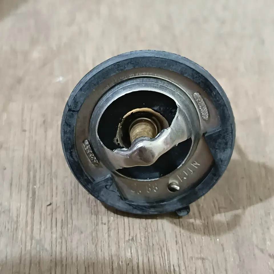 TERMOSTAT GRANMAX DAIHATSU 90048-33091-000 THERMOSTAT / TERMOSTAT DAIHATSU