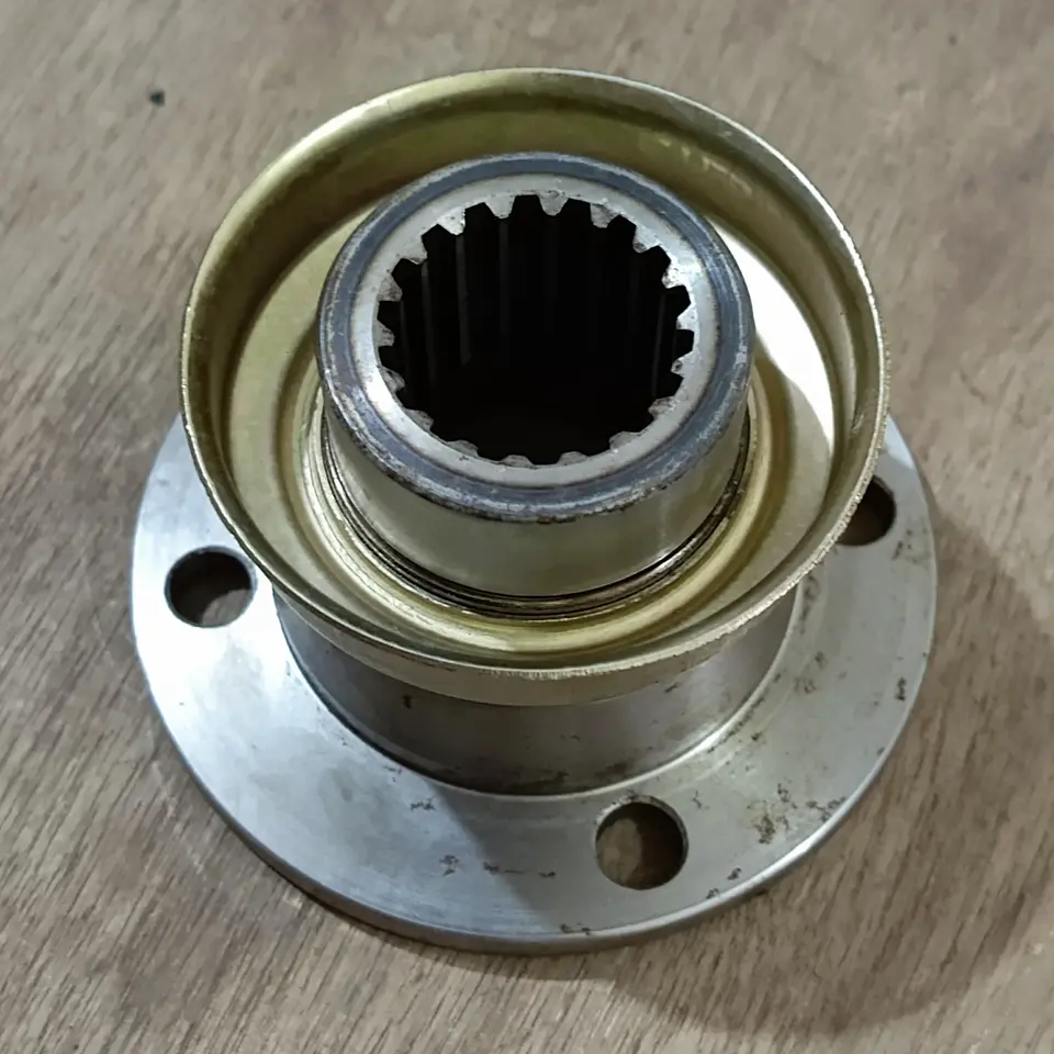 FLANGE PINION / GARDAN PS 120/135 (DUDUKAN BULAT) MITSUBISHI