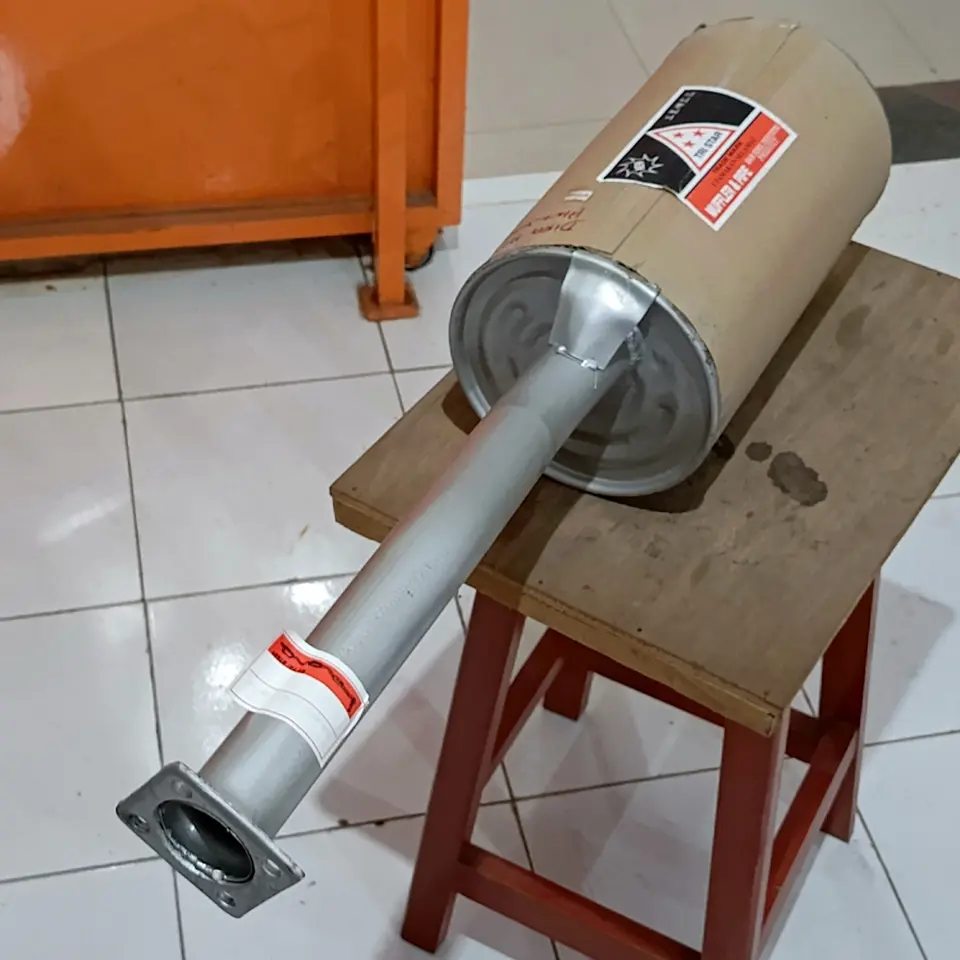 KNALPOT / MUFFLER DYNA HT 130 TRI STAR (39CM)