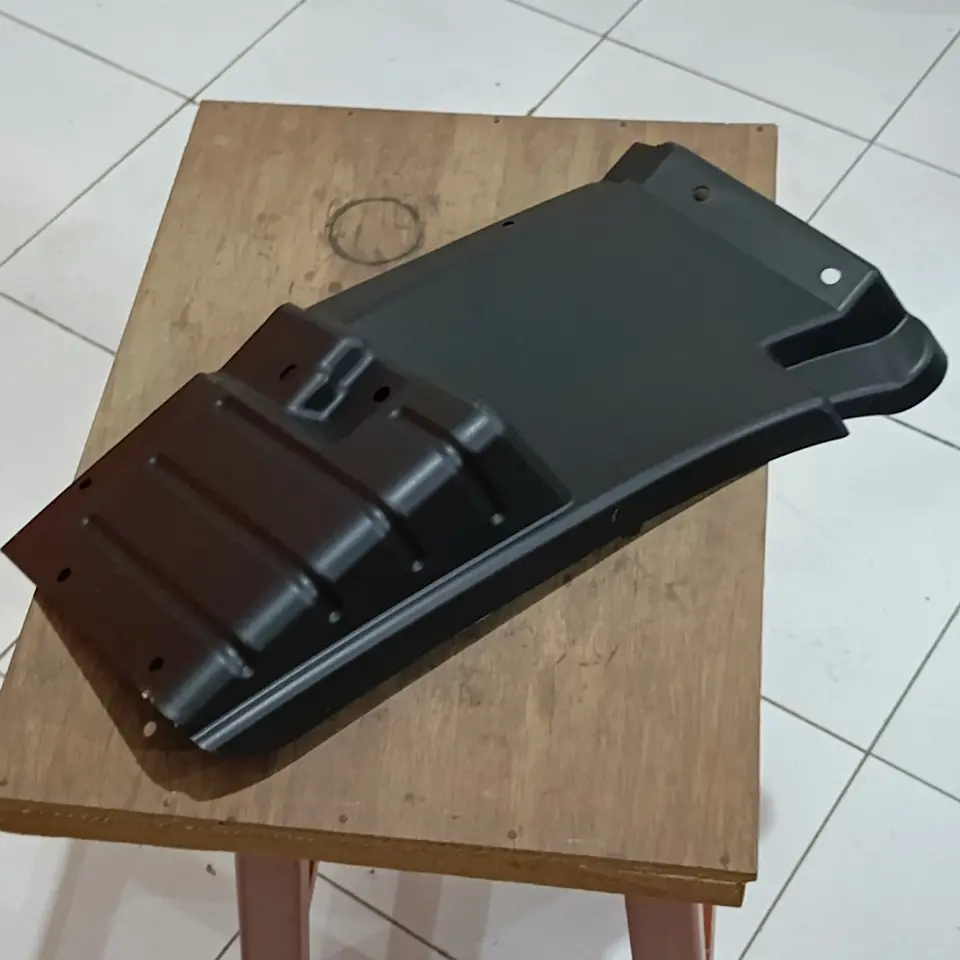 MUD GUARD PS 125 /136 /110 RH BOA