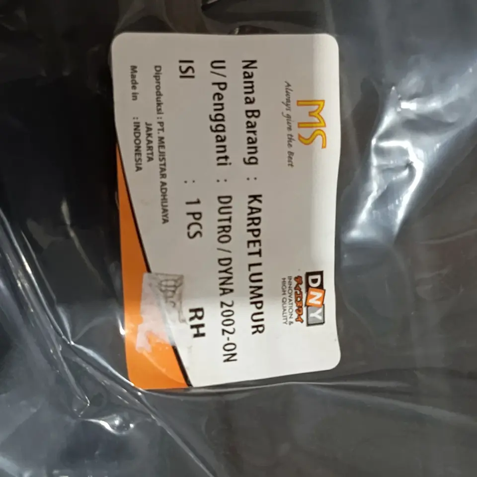 MUD GUARD DYNA HT / ENGKEL RH DNY null PENAHAN LUMPUR / MUD GUARD DNY