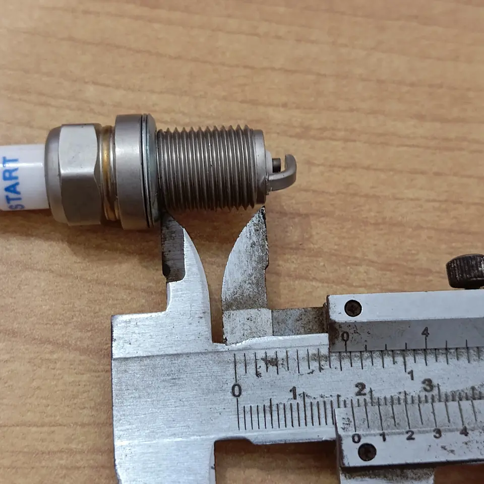BUSI / SPARK PLUG AVANZA NON VVTI /XENIA NON VVTI/ ESPAS / FEROZA / TARUNA / ZEBRA /JAZZ IDSI/ STREAM/BRIO 1.2/1.3 BOSCH
