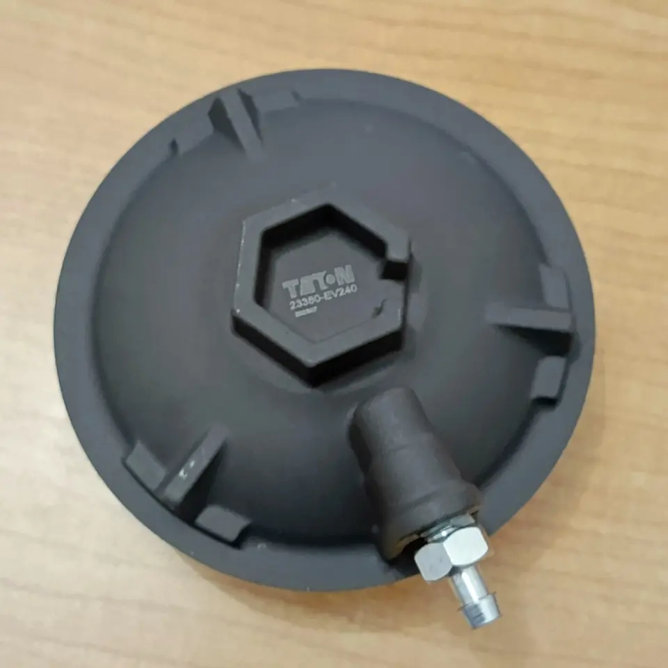TUTUP FUEL FILTER HINO 500 EURO 4 TETON 23380-EV240 BRACKET/BRAKET FUEL FILTER / SOLAR TETON