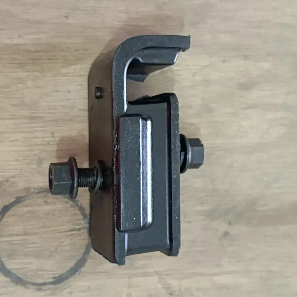ENGINE MOUNTING PS 100/120/135 OHK ME011832 ENGINE MOUNTING / DUDUKAN MESIN DEPAN OHK